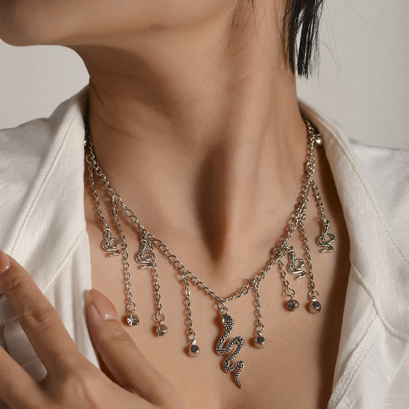 Wholesale Micro-inlaid Moon Necklace Star Tassel Clavicle Chain