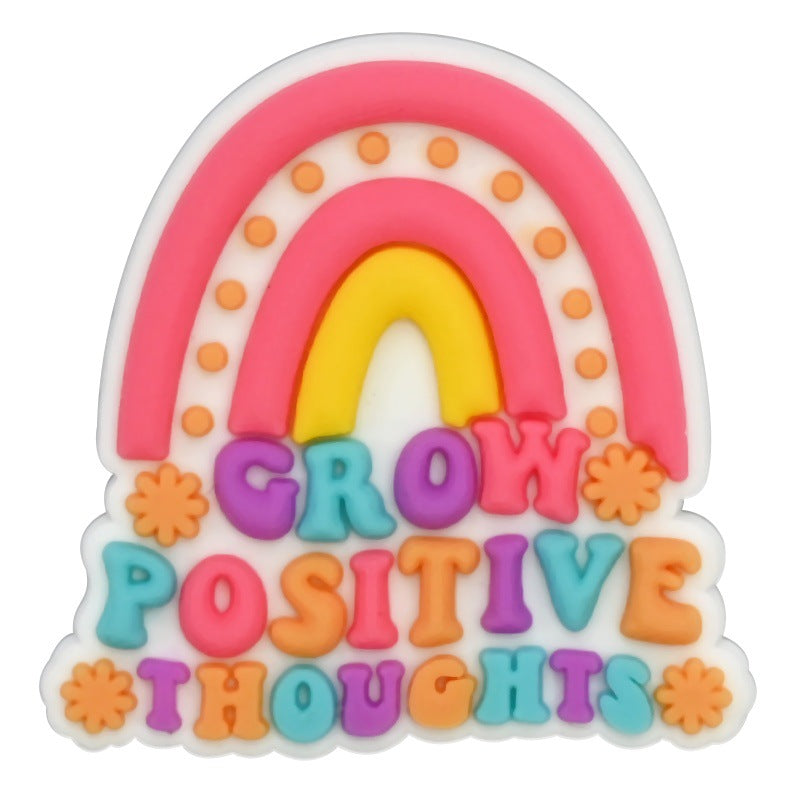 Decorazione casuale all'ingrosso della fibbia della scarpa di gomma morbida del PVC degli zoccoli della serie di frasi inglesi da 100 pezzi