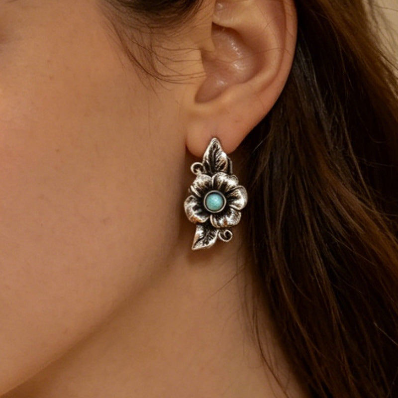 Wholesale Vintage Bohemian Turquoise Flower Earrings Antique Silver Alloy Stud Gift Jewelry