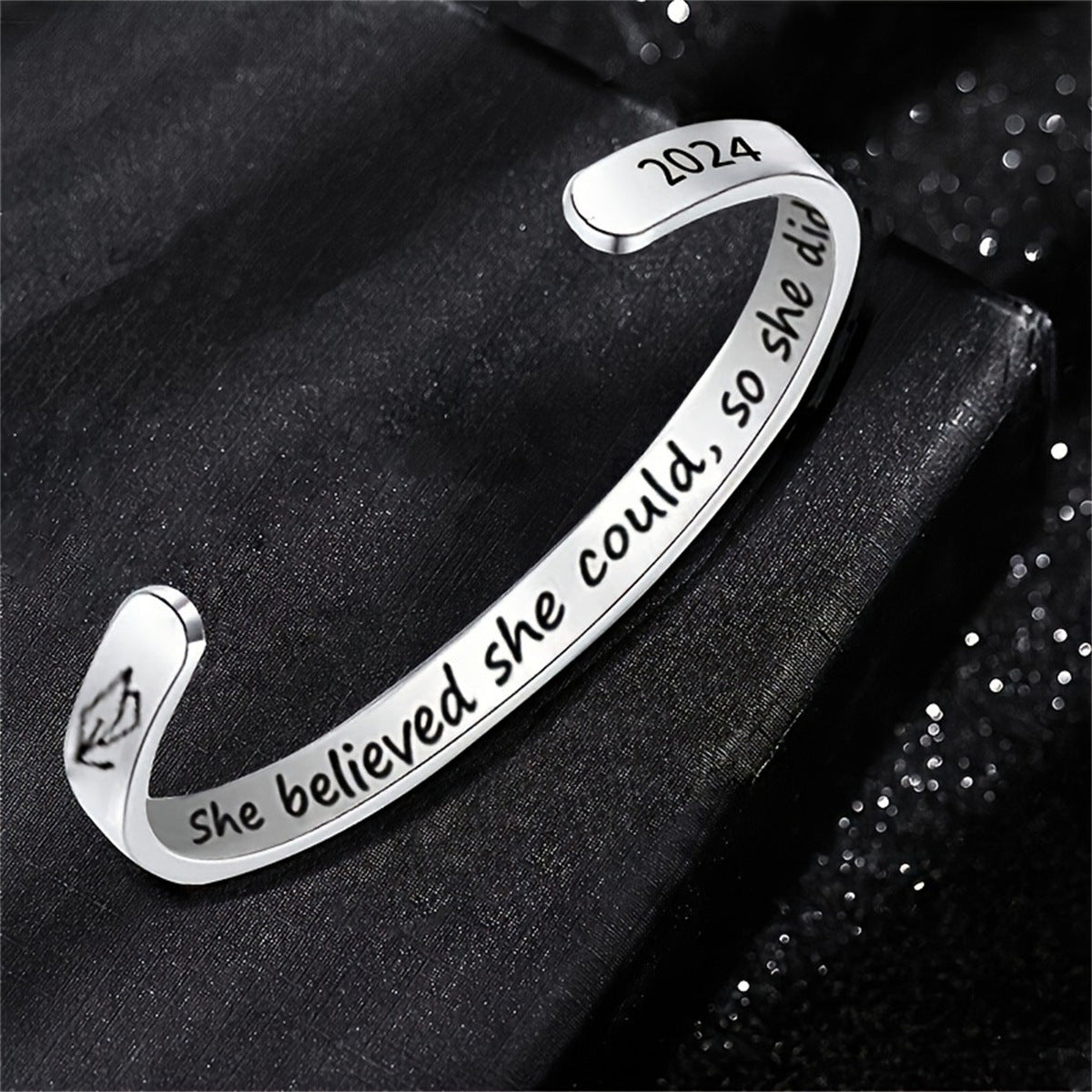 Wholesale Stainless Steel Engraving Bracelet C- Shaped Opening Bracelet