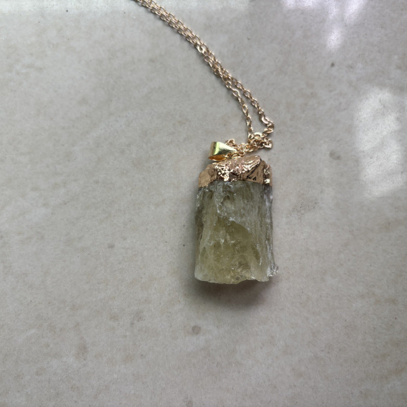 Wholesale Irregular Natural Amethyst Crystal Pendant Necklace Gold Plated DIY Charm Jewelry Accessory