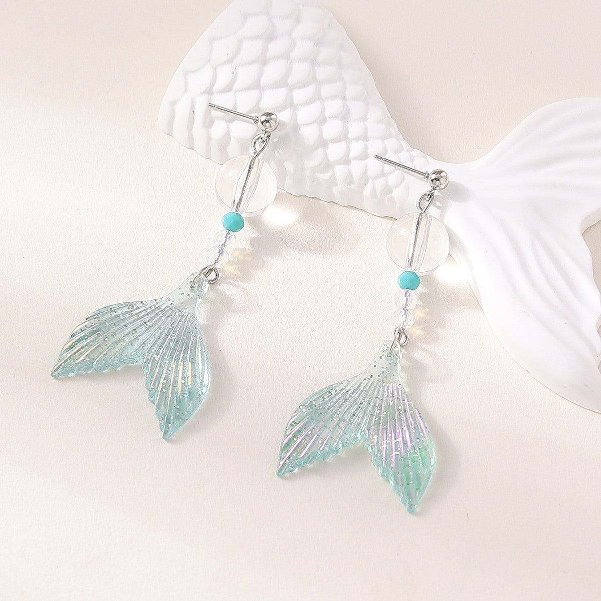 Wholesale Colorful fishtail millet beads rhinestone earrings