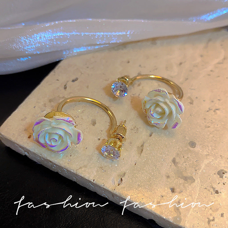 Wholesale  white rose earrings  diamonds C word two earrings