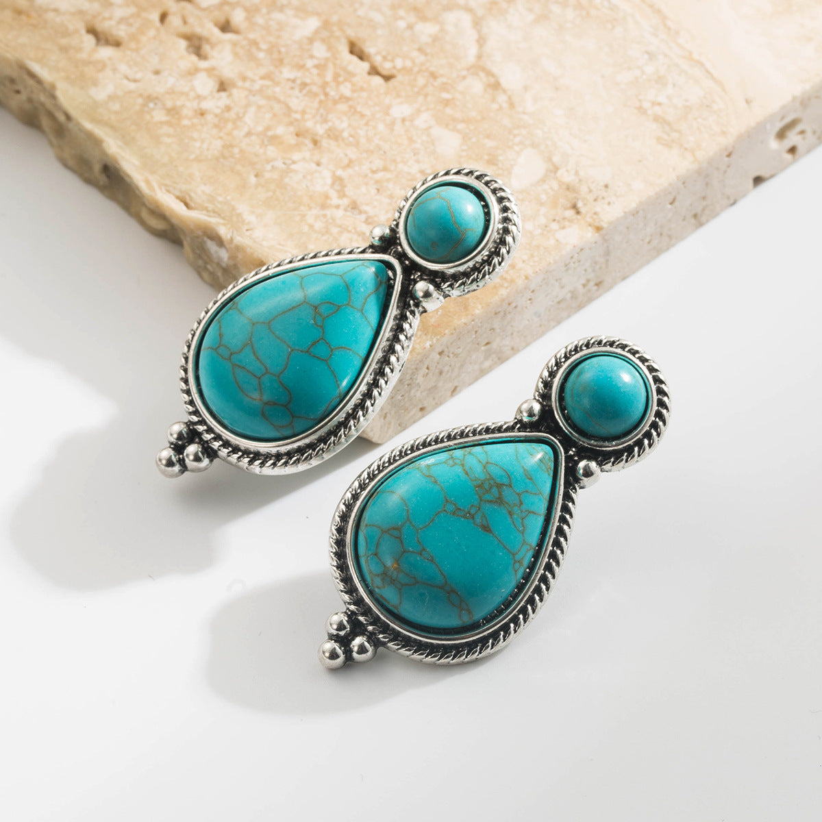 Wholesale Bohemian Turquoise Pendant Earrings,  Alloy Inlaid Turquoise,  Fashion Accessory for Resale