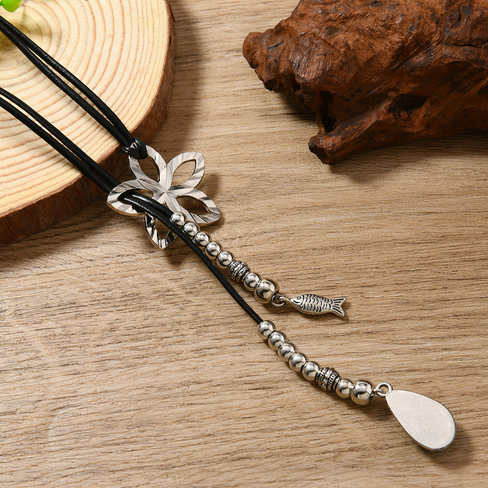 Wholesale Leather vintage floral pendant necklace