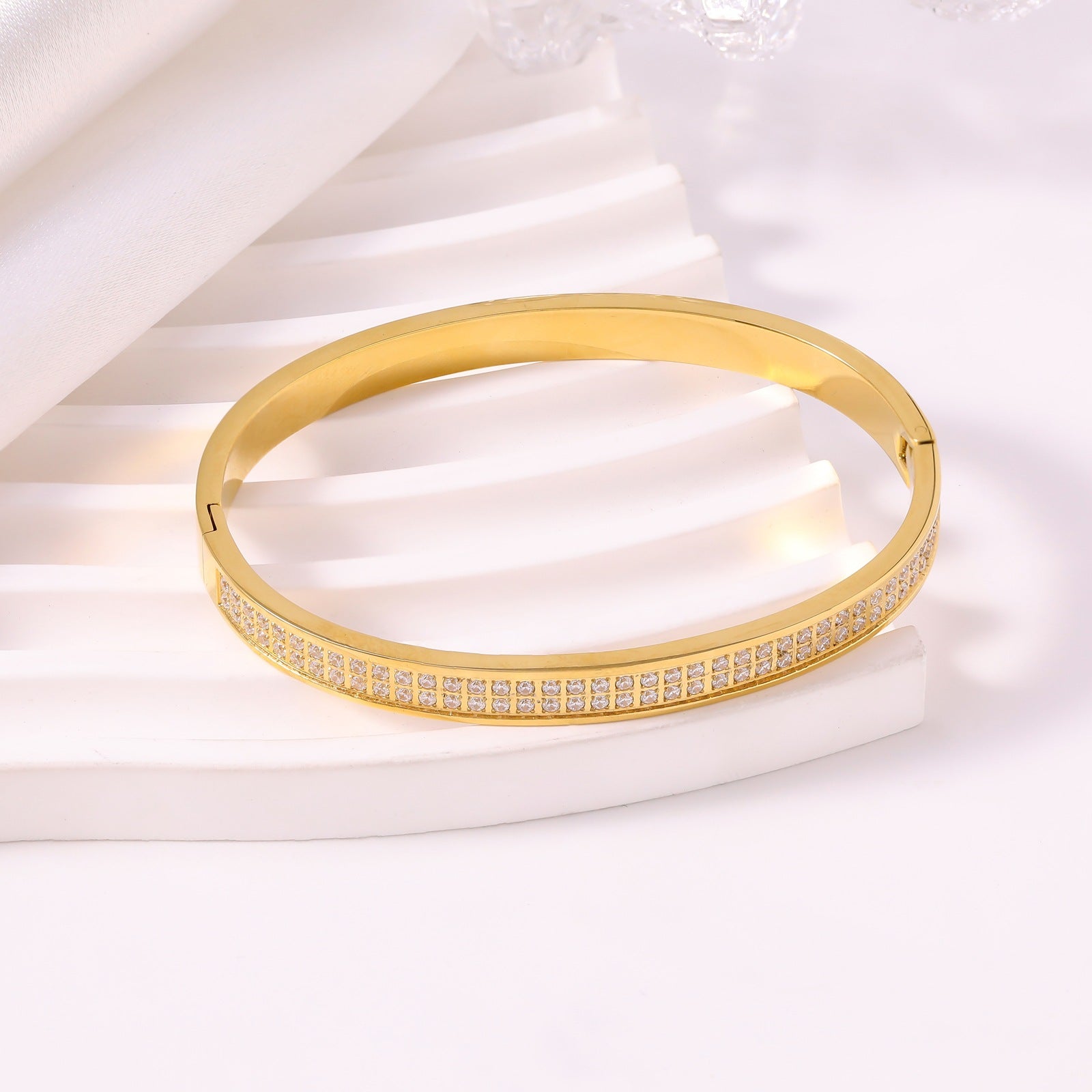 Wholesale Starry Sky Diamond-Encrusted Titanium Steel Bracelet Stylish Jewelry Accessory