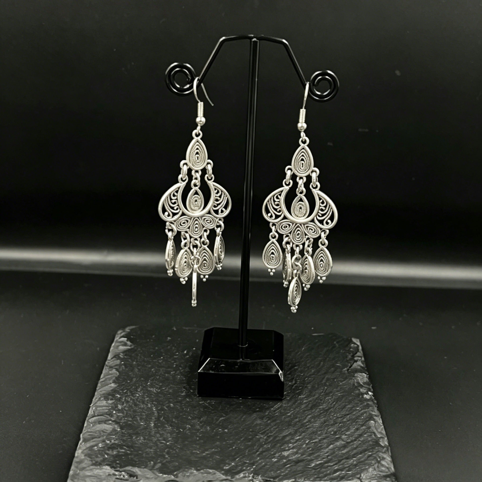 Wholesale Vintage Teardrop Tassel Earrings Distressed Silver Finish Ethnic Style Party Jewelry Accessory