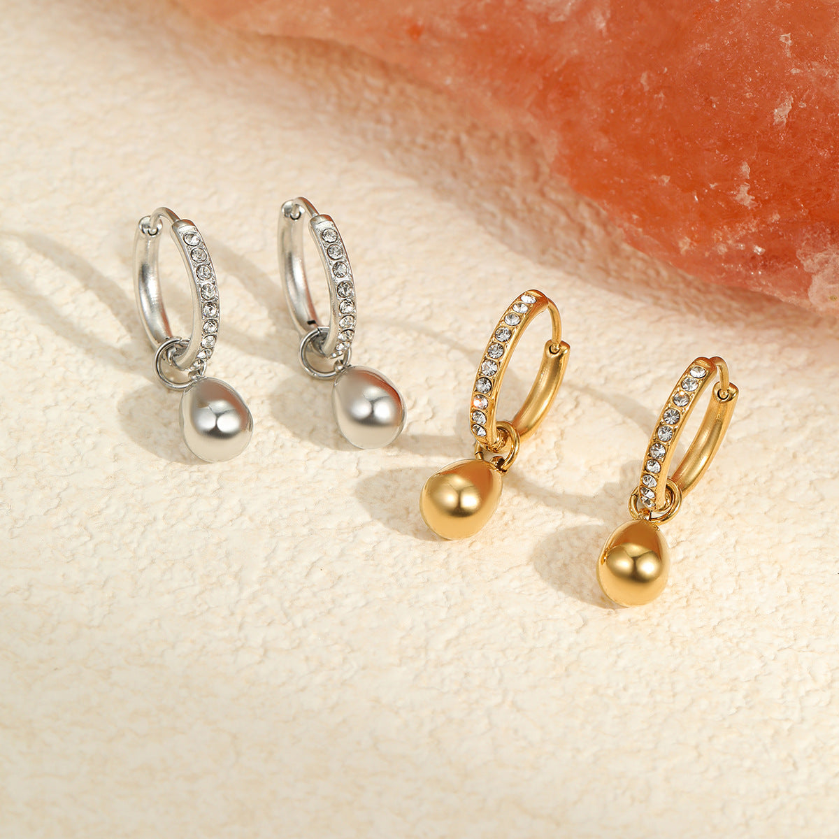 Wholesale  stainless steel ear buckle plated 18K gold design light luxury diamond ear jewelry