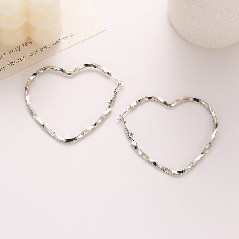 Wholesale Metal Plain Hoop Heart Earrings