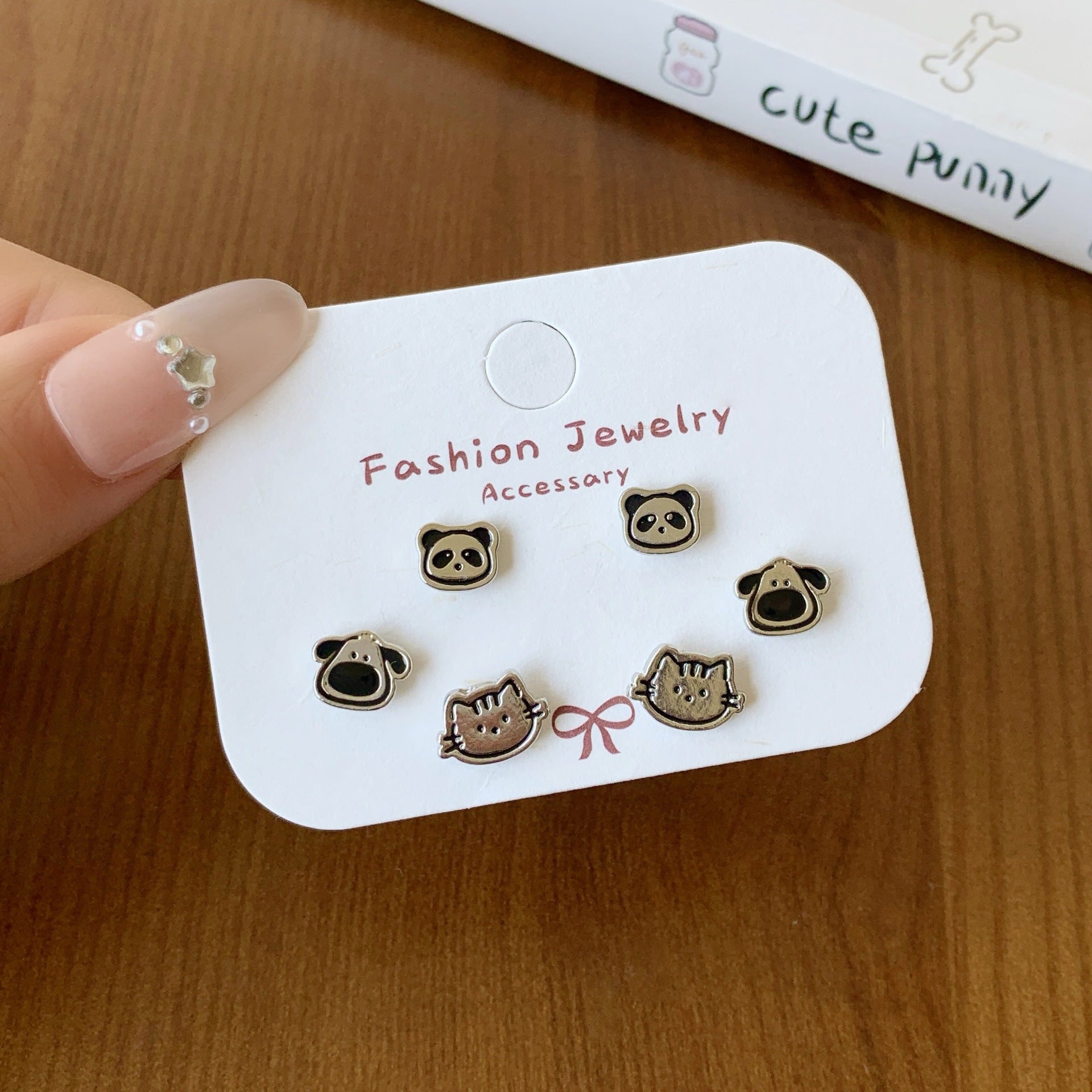 Wholesale Silver Cat Fishing Earrings Silver Needle,   Cartoon Oil Drop Puppy Design Stud Earrings