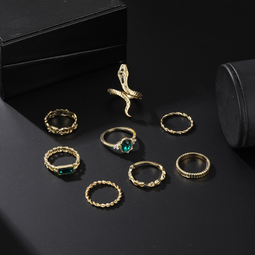 Wholesale Snake Totem Ring Set 8 Pcs Gold Twist Chain Green Stone Fashion Accessory Jewelry Gift