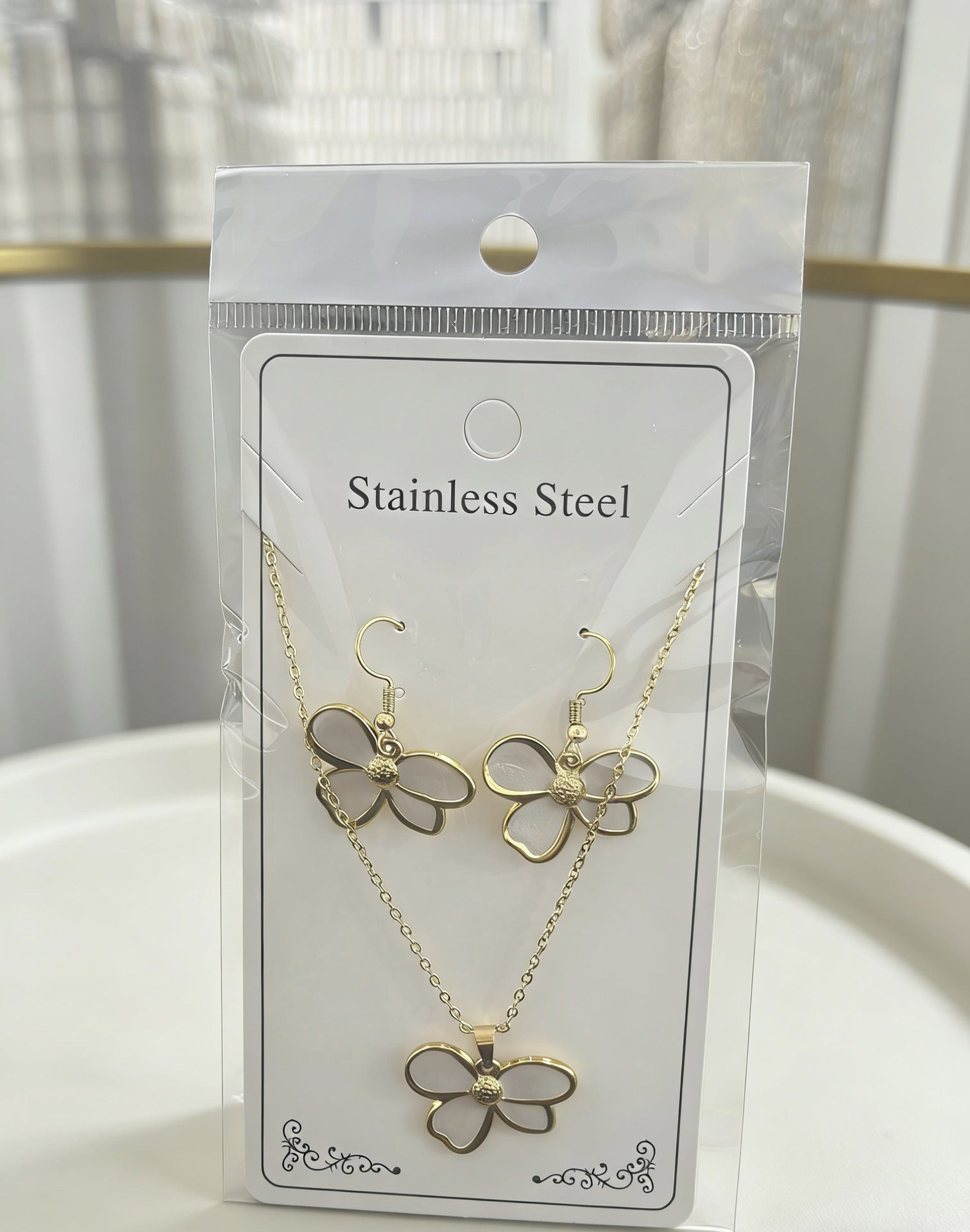Wholesale Stainless Steel Flower and Teardrop Enamel Earrings and Necklace Set
