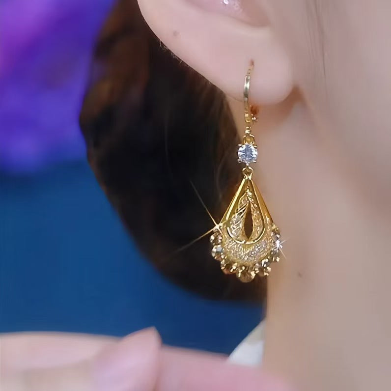Wholesale Gold Mesh Water Drop Earrings Chic Fashion Accessory for Women Boutique Resale Gift