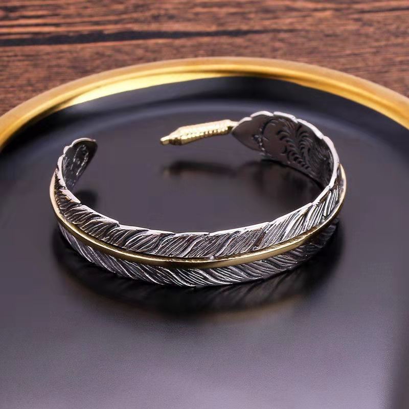 Wholesale  Retro Men's Alloy Fashion Creative Design Feather Bracelet