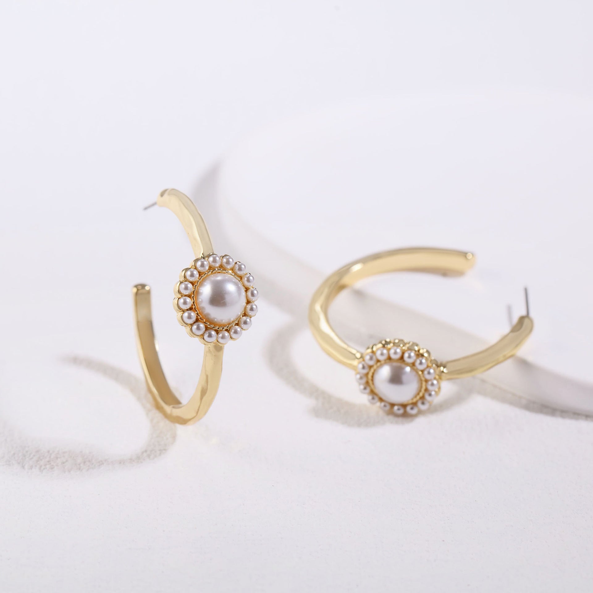 Wholesale  retro flower pearl earrings