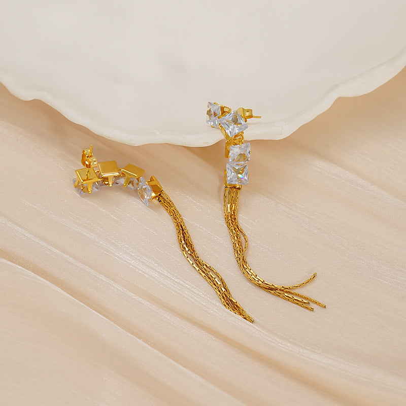 Wholesale Stainless steel earrings with diamond tassels