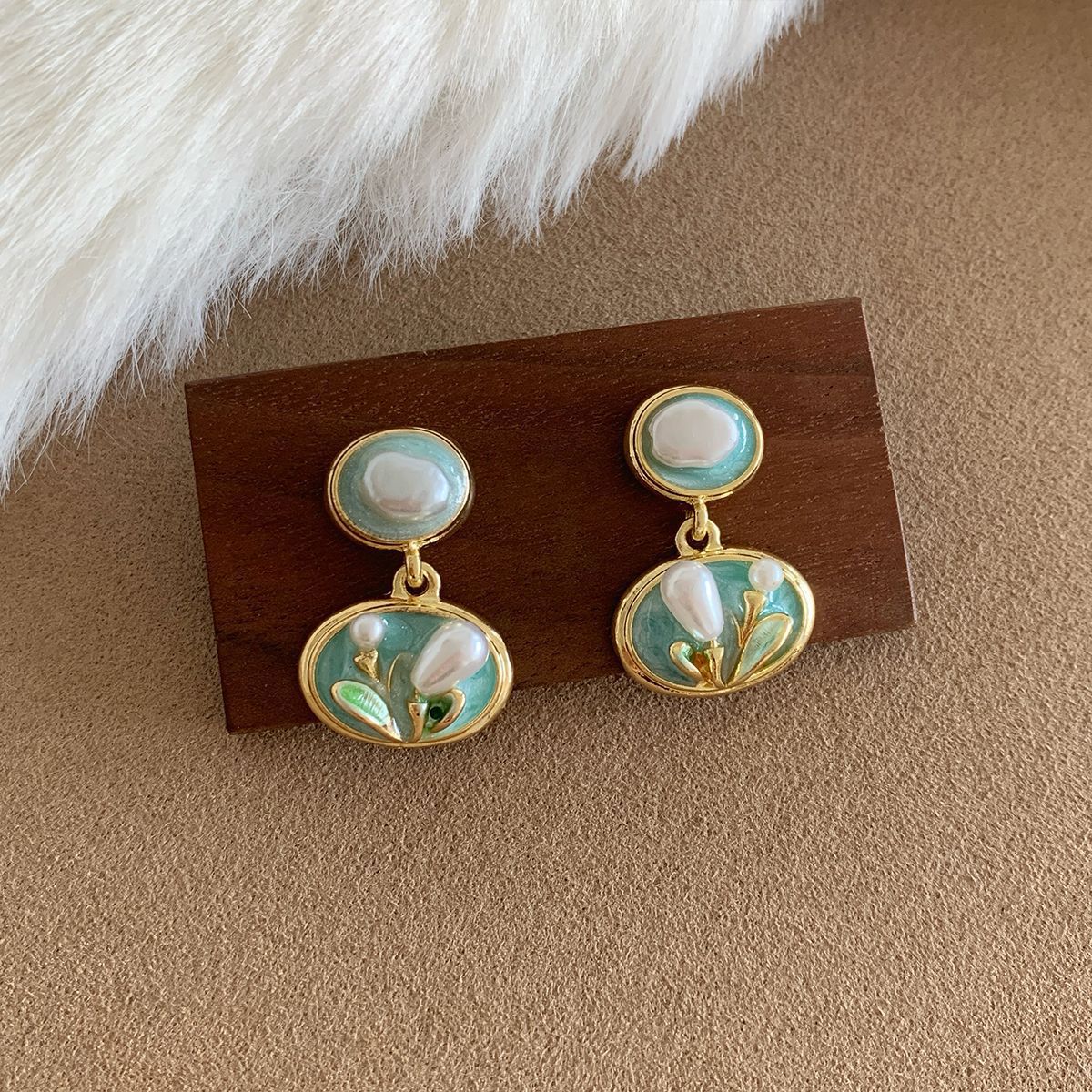 Wholesale oil painting pearl Monet garden earrings silver needle exquisite  design sense of medieval earrings