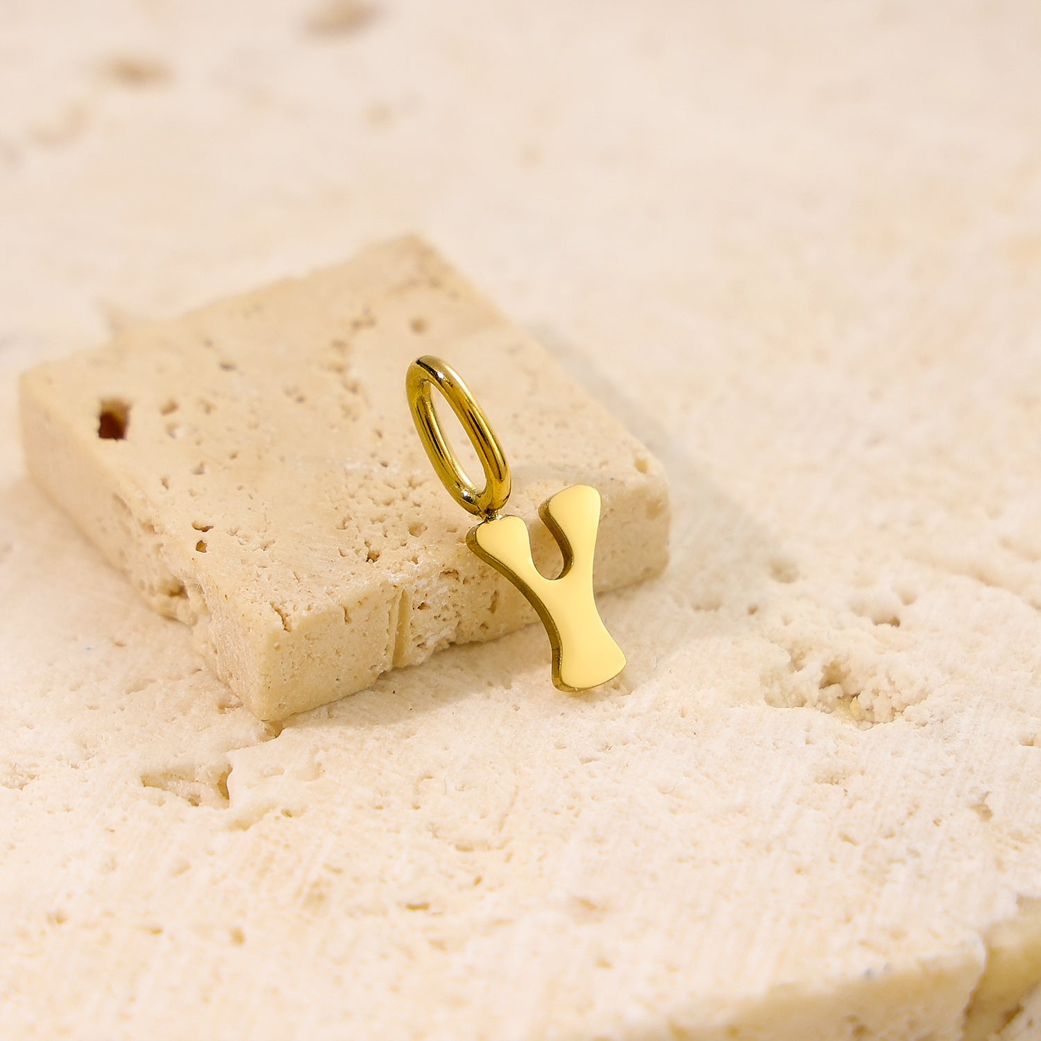 Wholesale Stainless steel 26 English small letter pendant