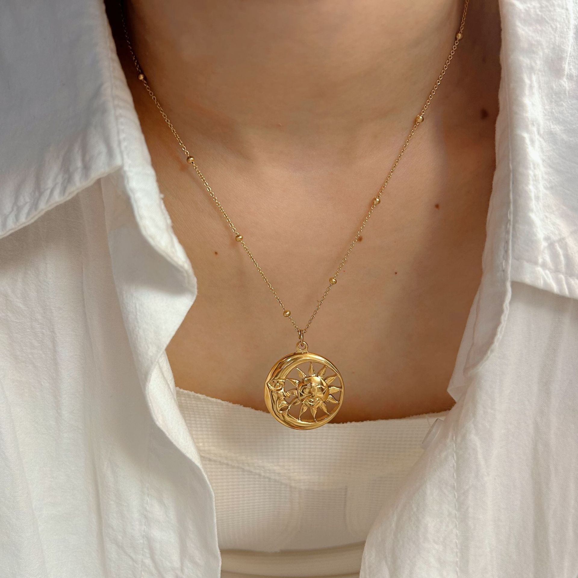 Wholesale  Lucky Sun Moon Pendant Stainless Steel Necklace