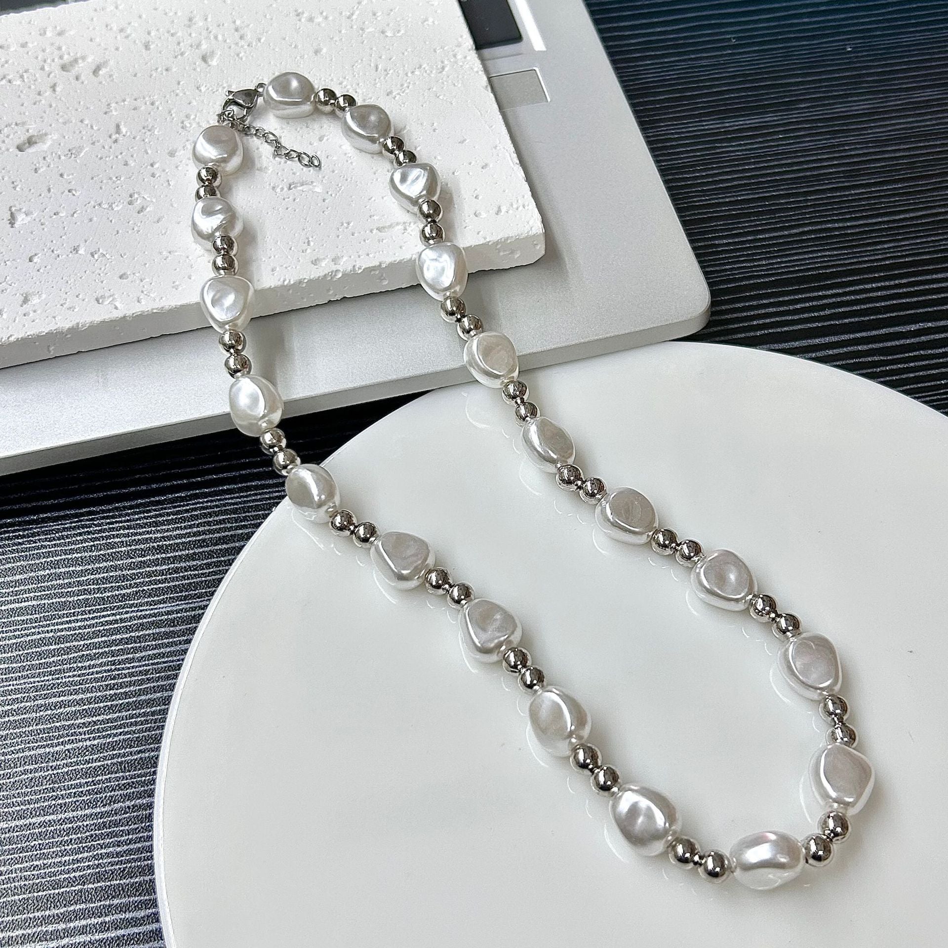 Wholesale Pearl  Light Luxury Copper Beads Irregular Pearl Necklace