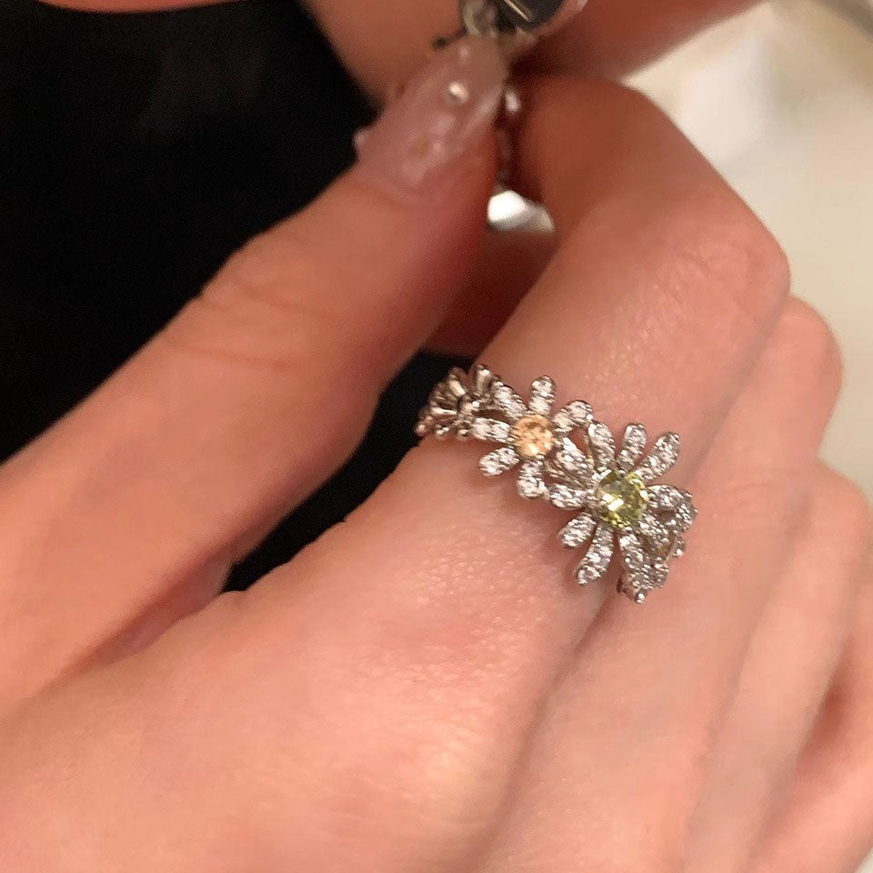 Wholesale Chic Flower Ring Copper Electroplated Everyday Jewelry Accessory for Women