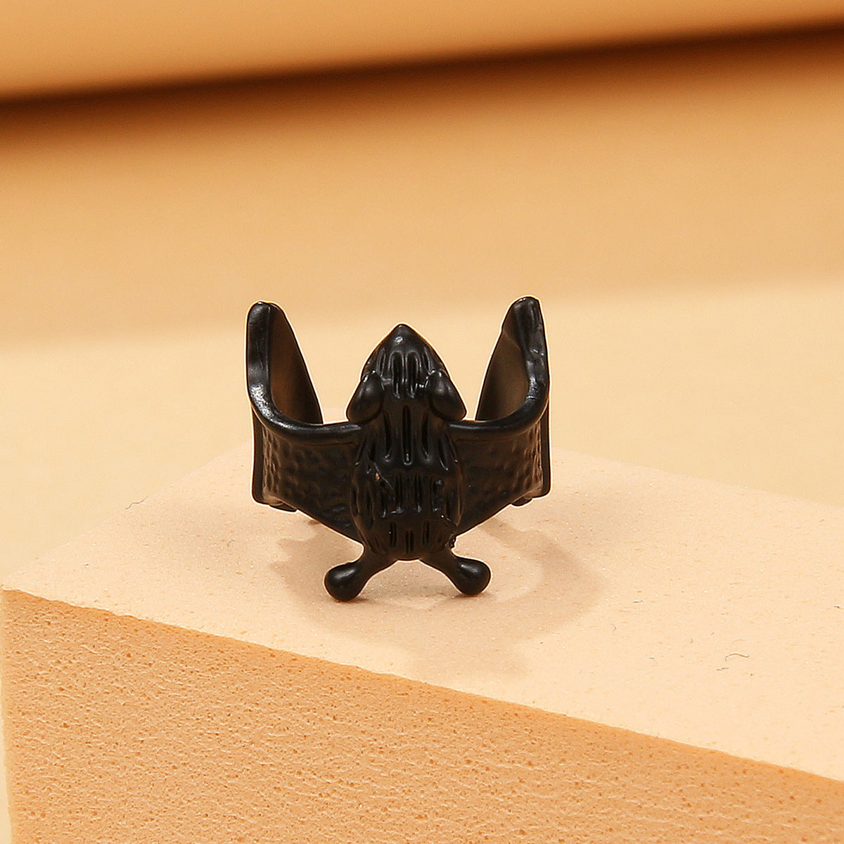Wholesale Gothic Bat Clip On Earrings Dark Trendy Unisex Fashion Jewelry Accessory for Party Gift Boutique