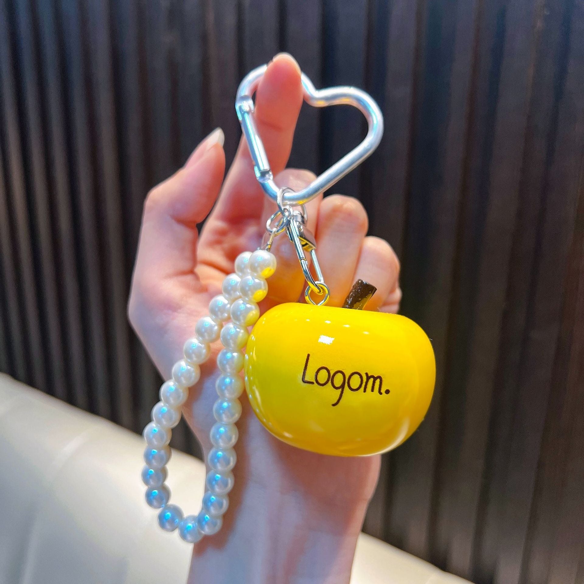 Wholesale Trendy Resin Bead Keychain Keyring Charm for Car Key Bag Decor