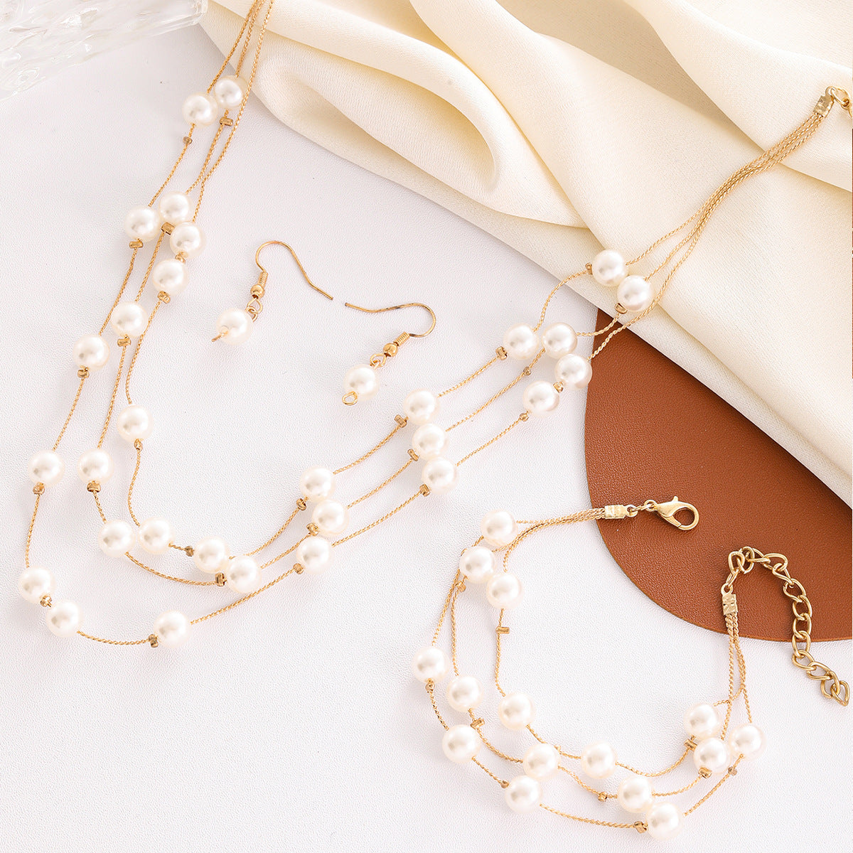Wholesale Fashion Alloy Pearl 3 Piece Jewelry Set Necklace Earrings Bracelet Party Wear Accessory