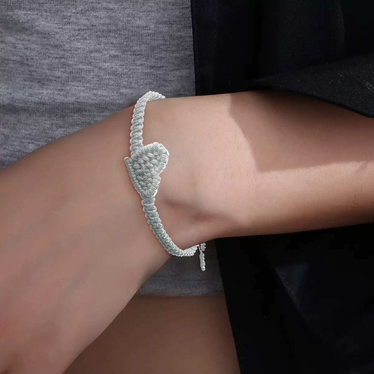 Wholesale Love Hand-woven Hand Rope  Light Luxury Bracelet