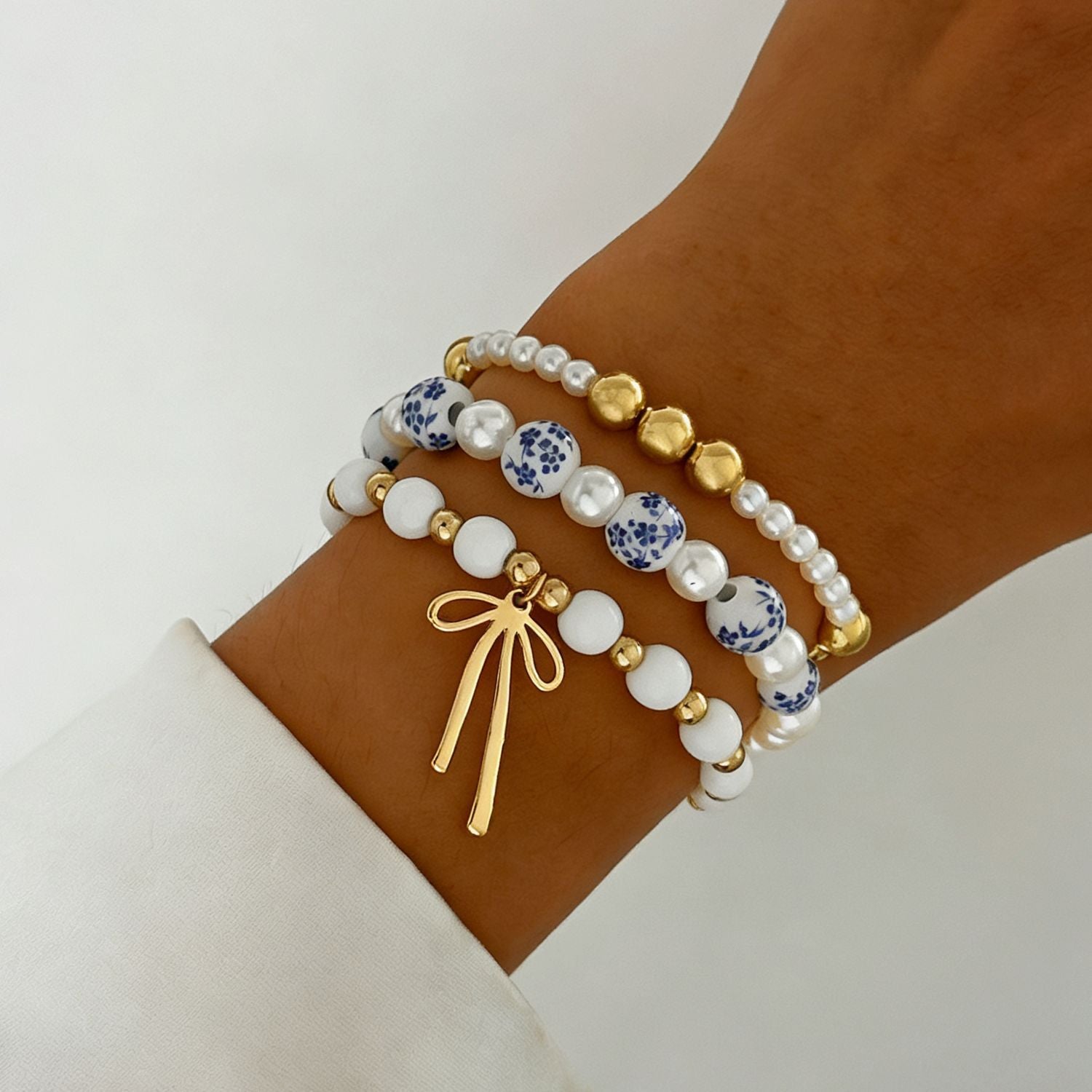 Wholesale Alloy Man-made Pearl Bow Bracelet