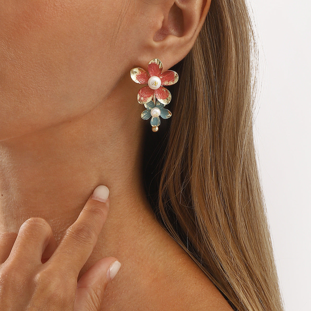 Wholesale enamel flower exquisite earrings