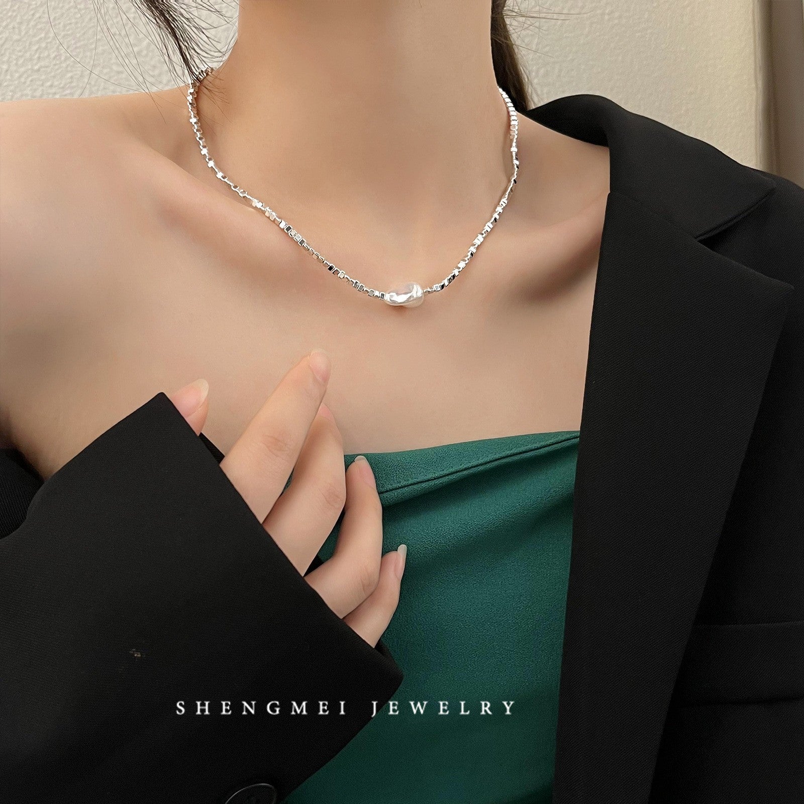 Wholesale Fashion Niche Broken Silver Pearl Necklace Clavicle Chain Choker Necklace ACC-NE-Mengx001
