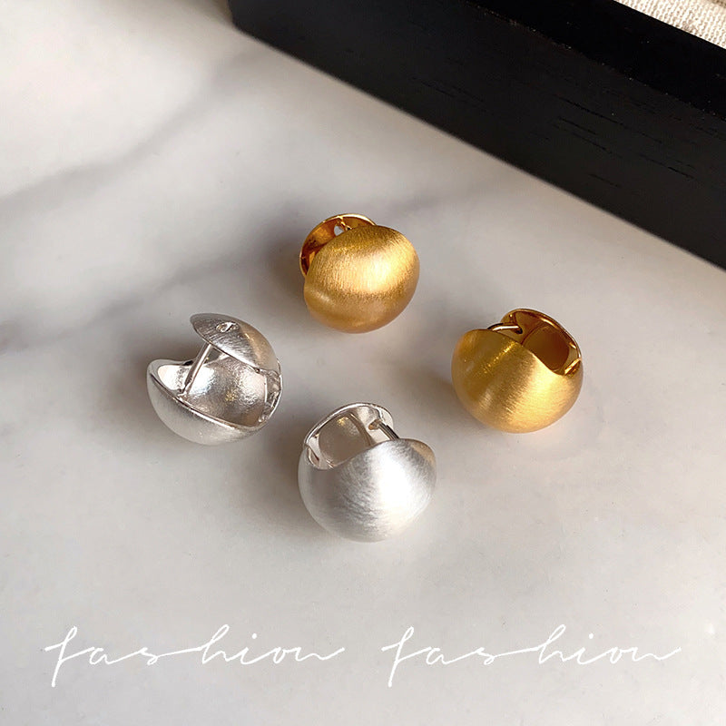 Wholesale  Metal Silver brushed Ball Ear Buckle  Light Luxury Earrings