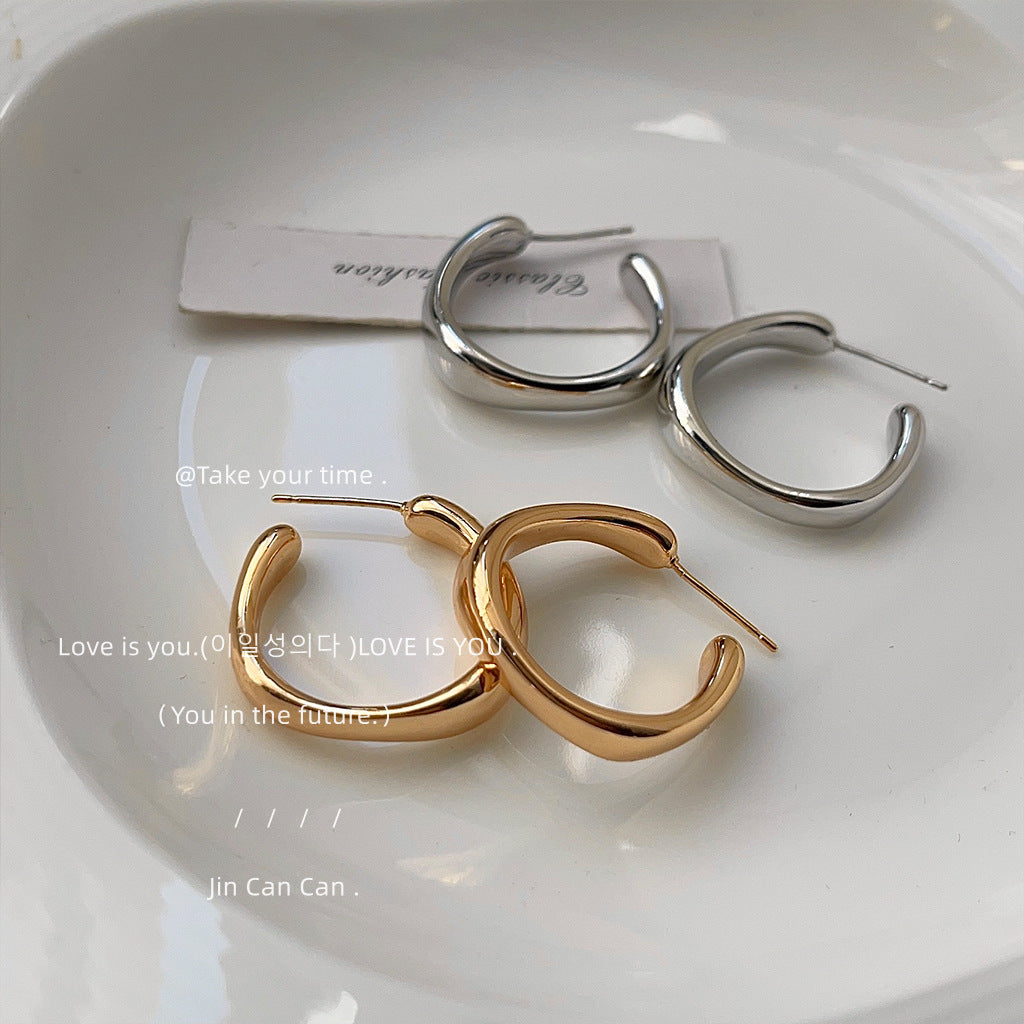 Wholesale geometric plain ring design earrings