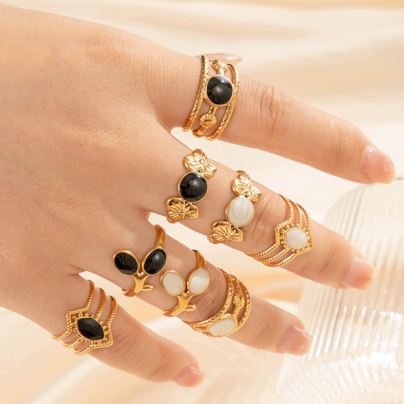 Wholesale Titanium steel  drop oil geometric leaves opening adjustable ring