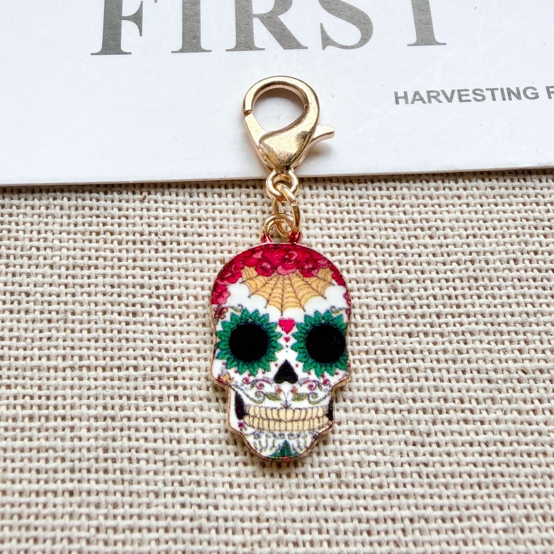 Wholesale Day of the Dead Skull Alloy Pendant Lobster Clasp Fashion Accessory Gift