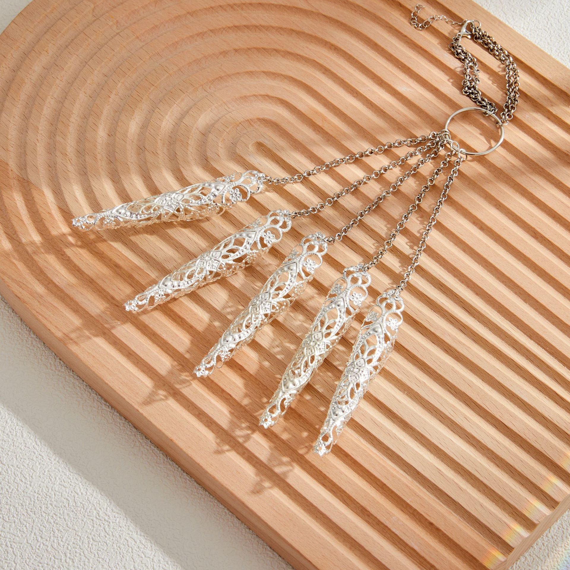 Wholesale   Gothic Style Finger Bracelet