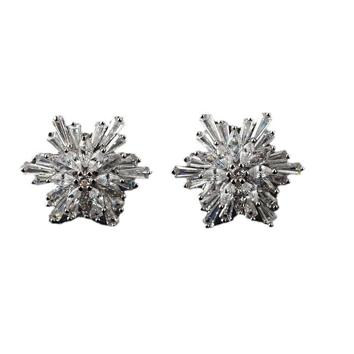Wholesale  Snowflake Zircon Inlaid Exquisite Earrings