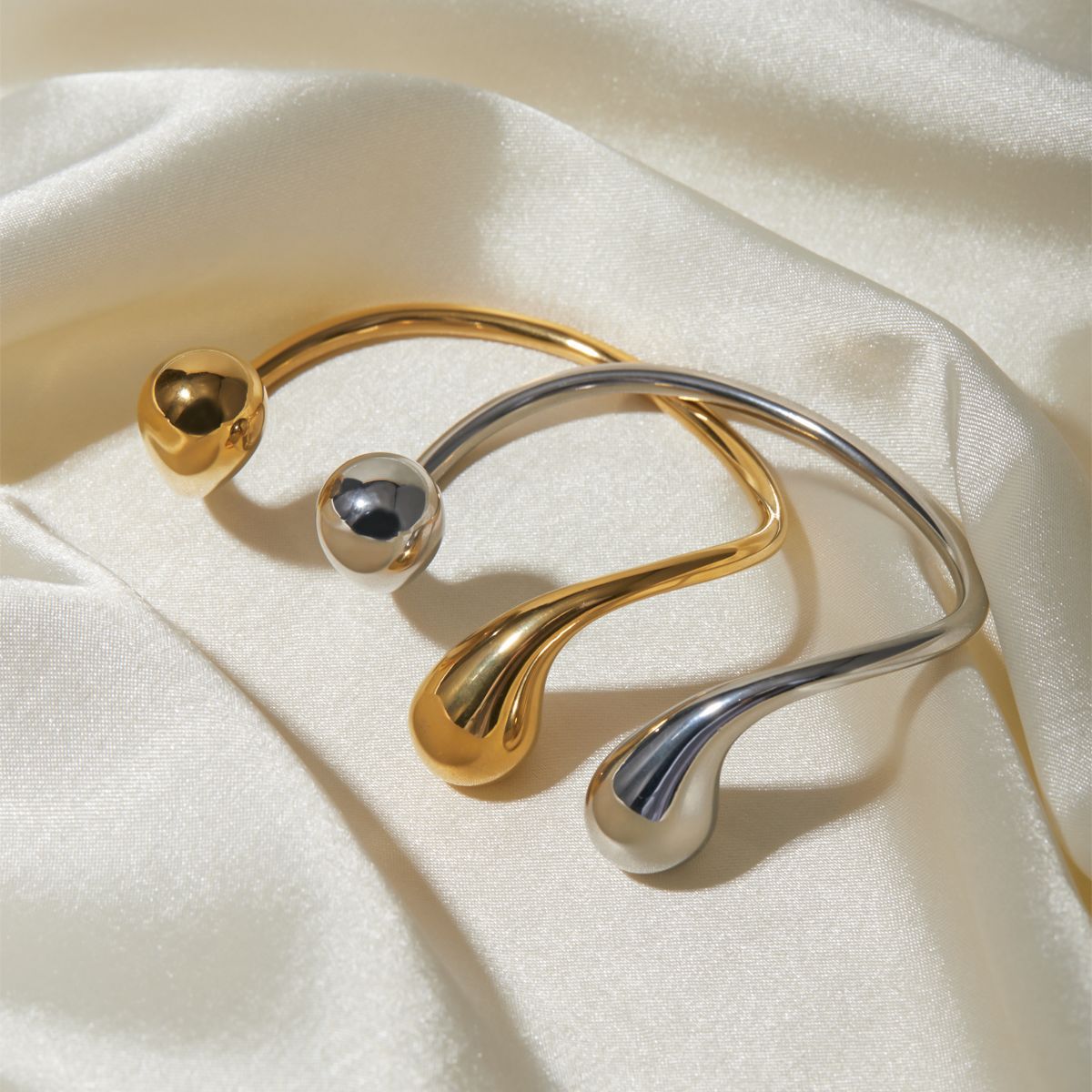 Wholesale Light Luxury Bracelet Titanium Steel Bracelets 18k Gold Open Bracelet ACC-BT-JD001