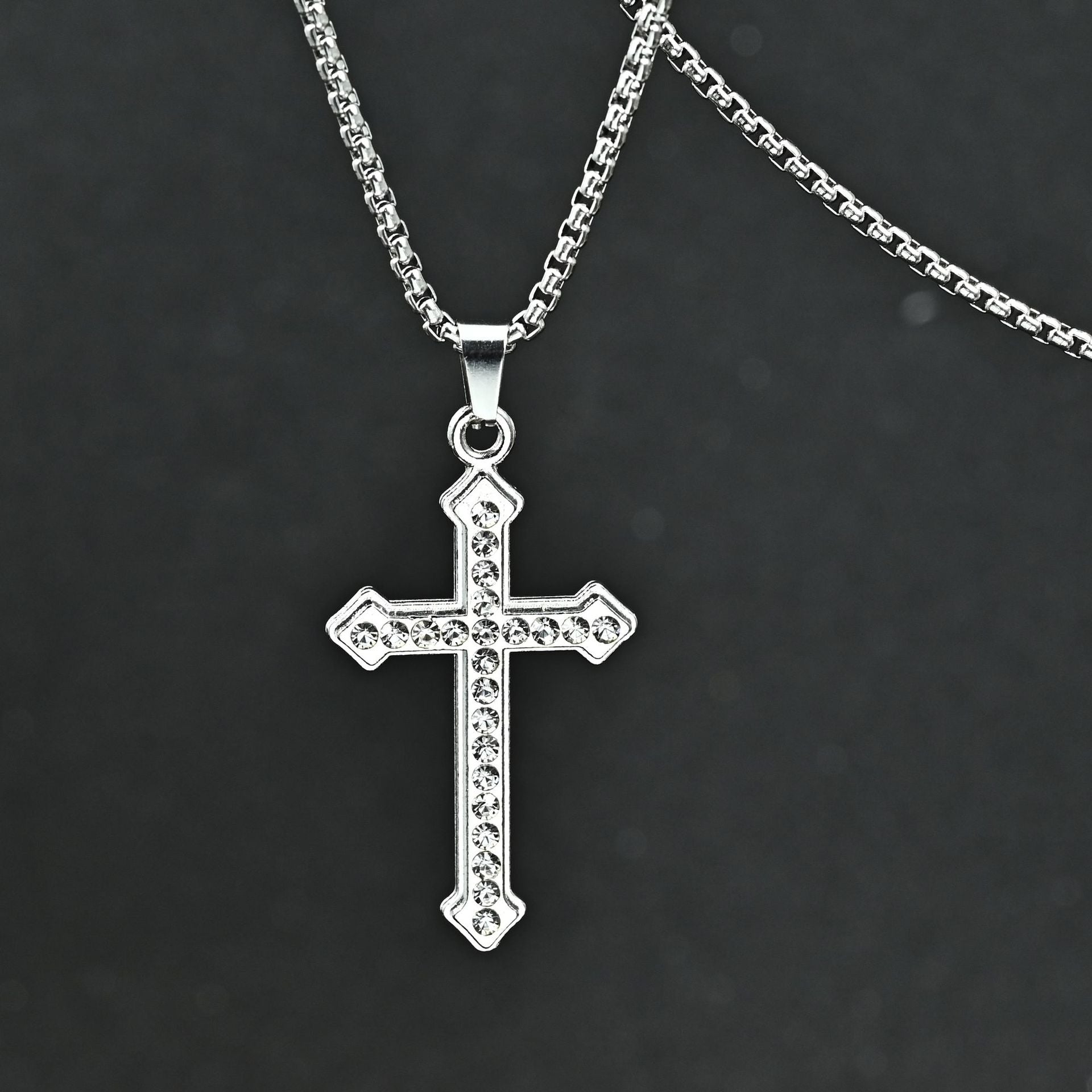 Wholesale Stylish Hip Hop Silver Full Diamond Cross Necklace For Street Fashion Jewelry Accessory Gift