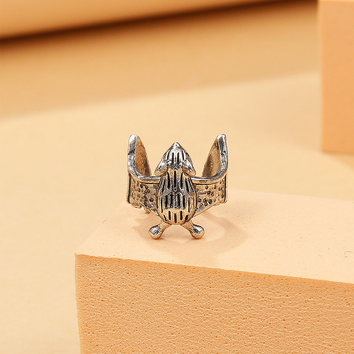 Wholesale Gothic Bat Clip On Earrings Dark Trendy Unisex Fashion Jewelry Accessory for Party Gift Boutique