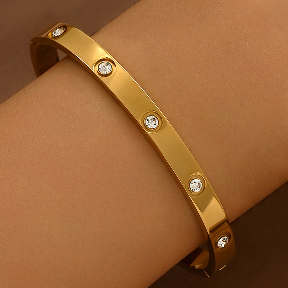 Wholesale Titanium steel nail four-leaf clover diamond-encrusted bracelet ACCVIP