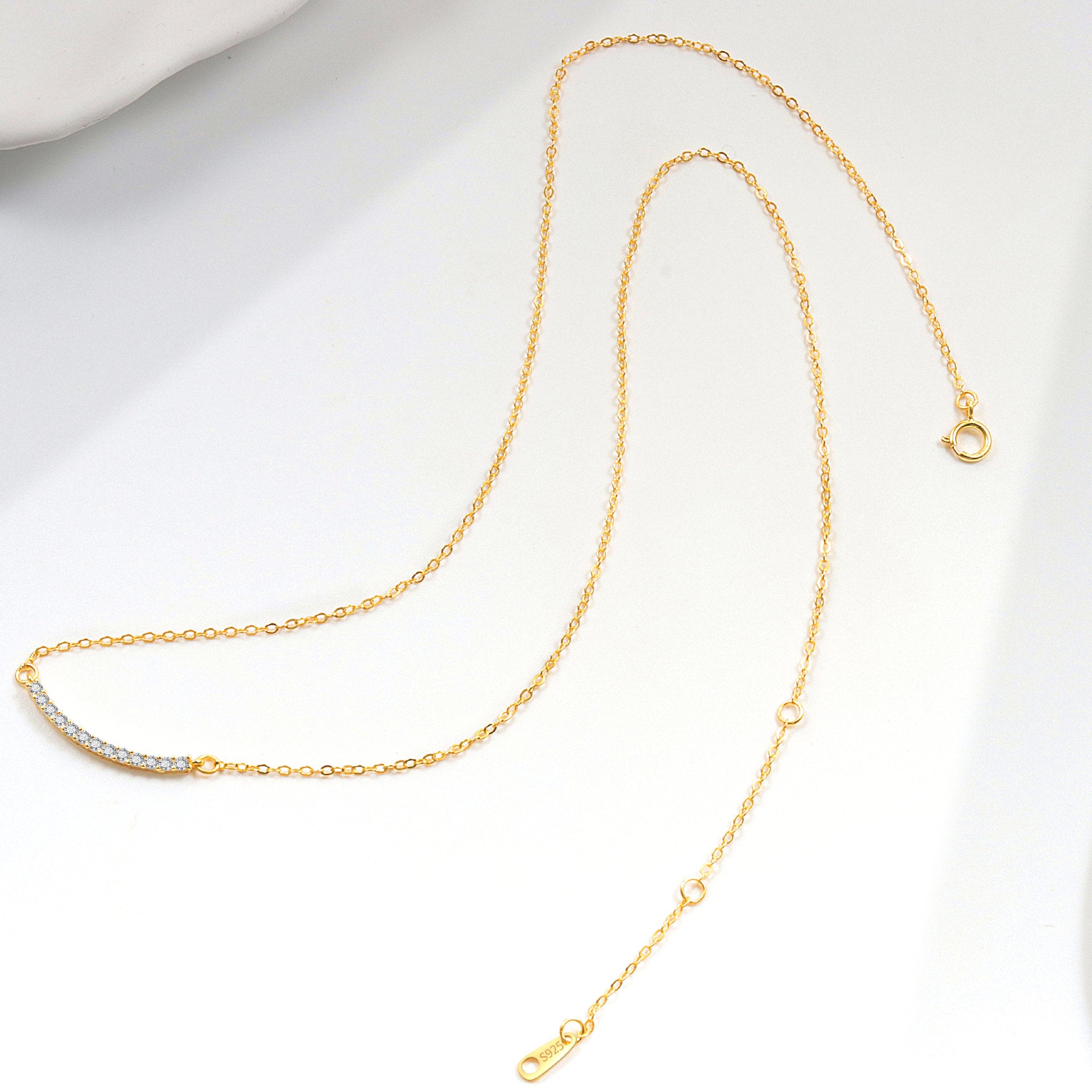 Wholesale S925 Sterling Silver Diamond-encrusted Smiley Face Necklace