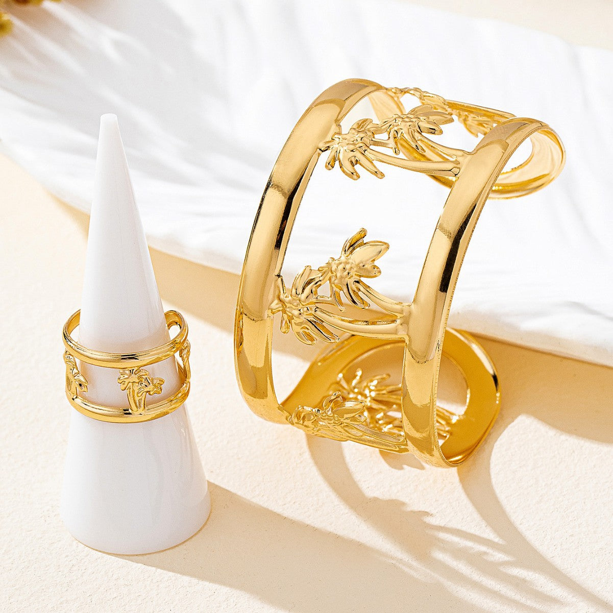 Wholesale Personalized Fashion Trend nut Tree Bracelet Ring Set Suitable for Women' s Party Daily Wear