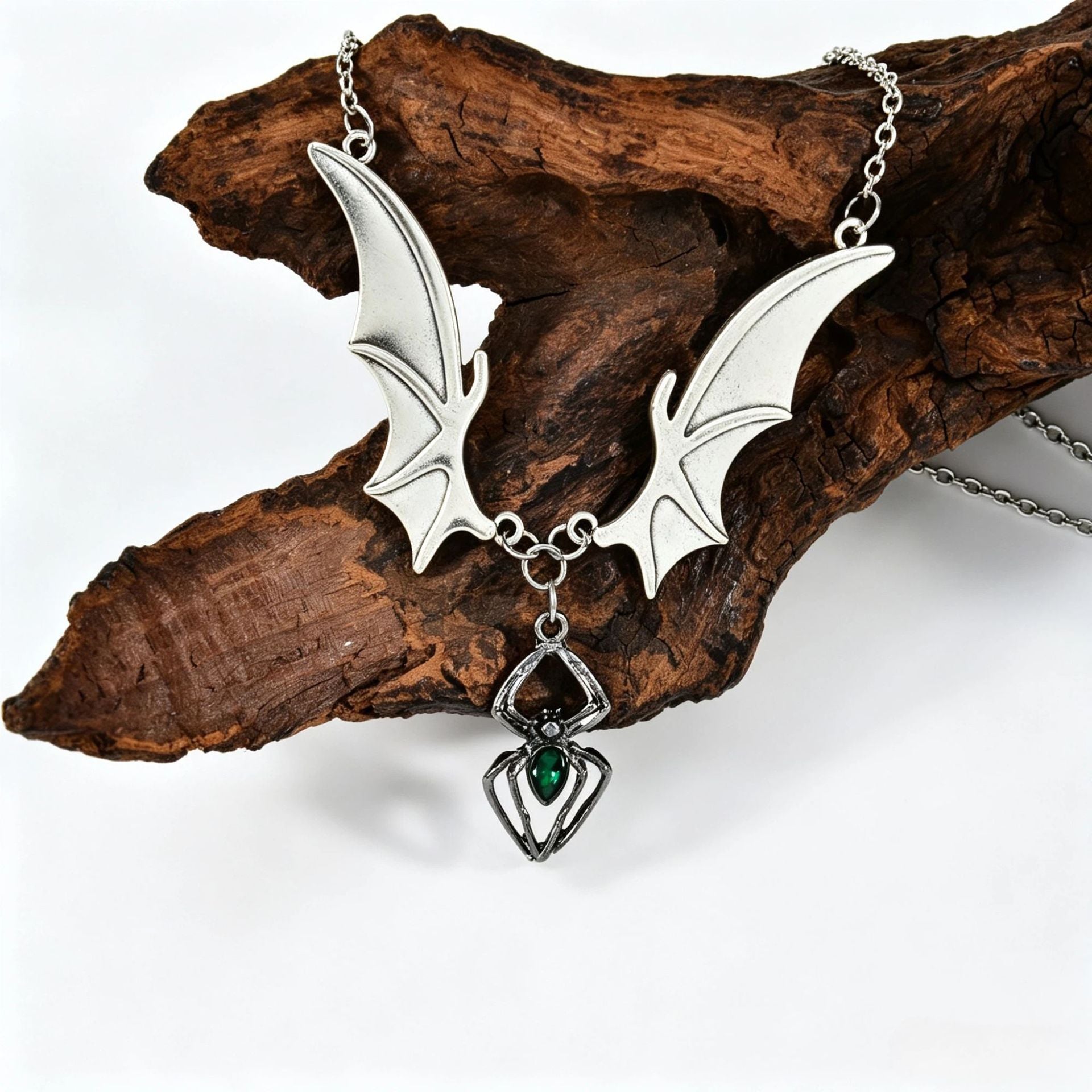 Wholesale Zinc Alloy Vintage Bat Wing  Pendant Necklace  Chic Fashion Accessory
