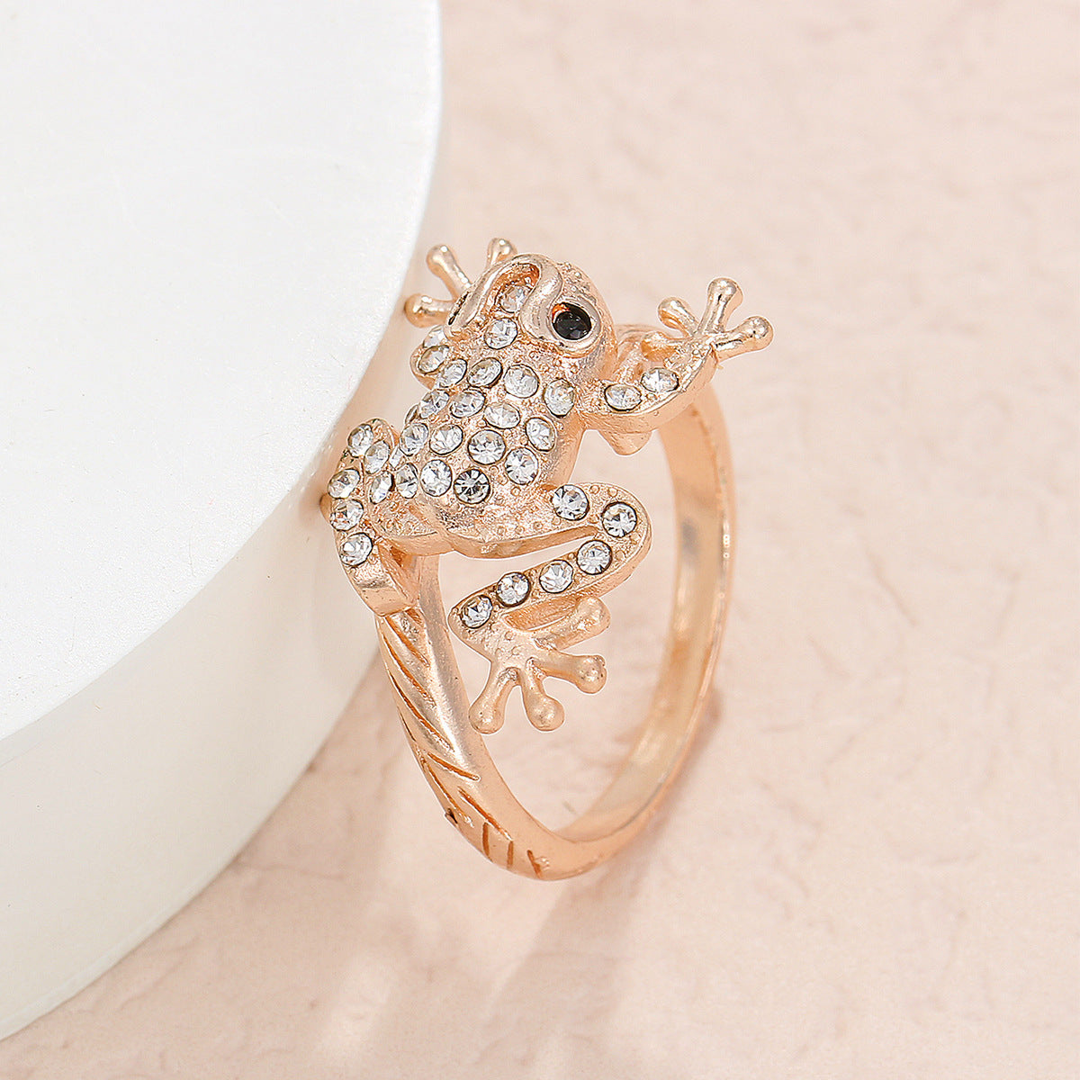 Wholesale frog  retro do old animal ring