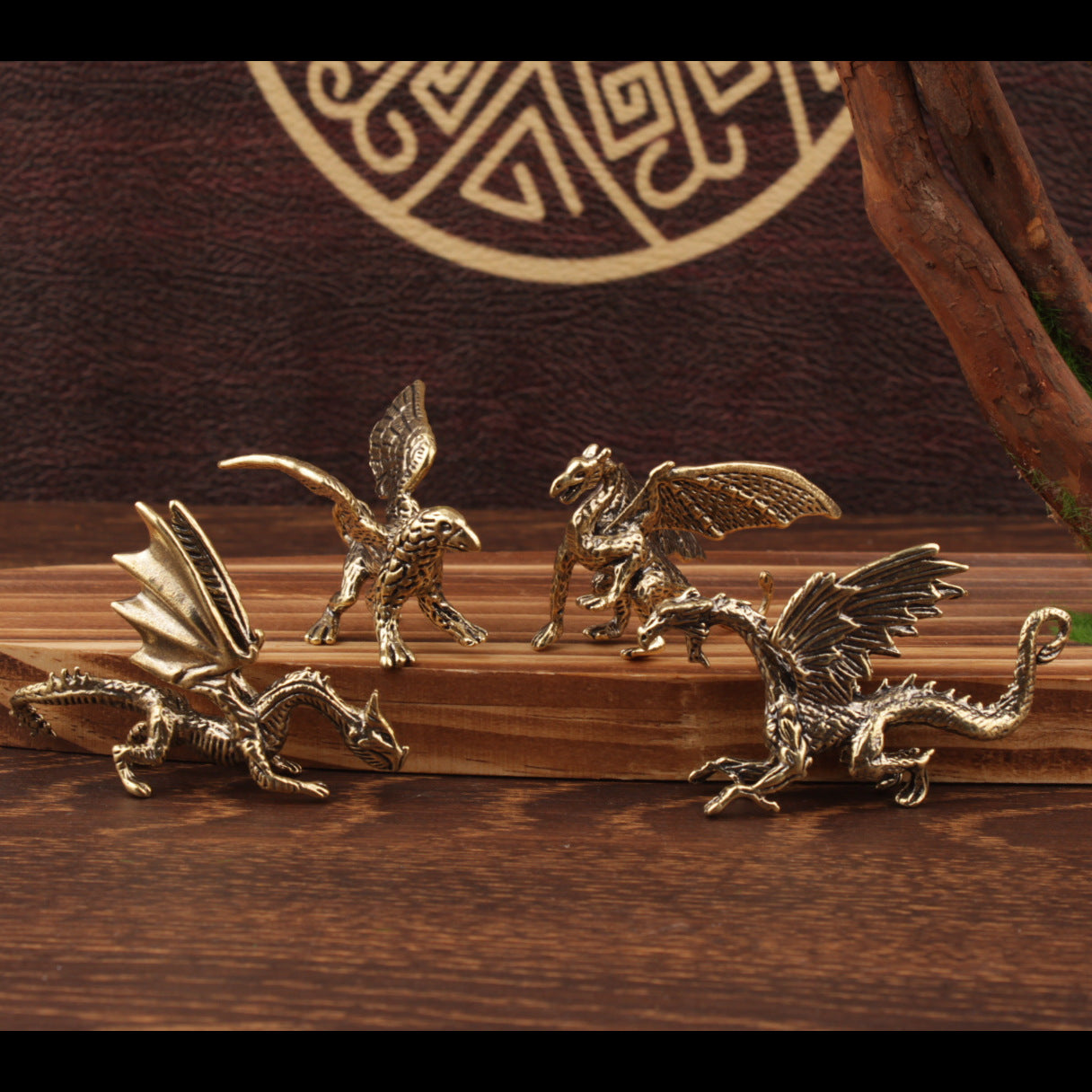 Wholesale Chinese Style Brass Dragon Ornament Decorative Home Accent Gift