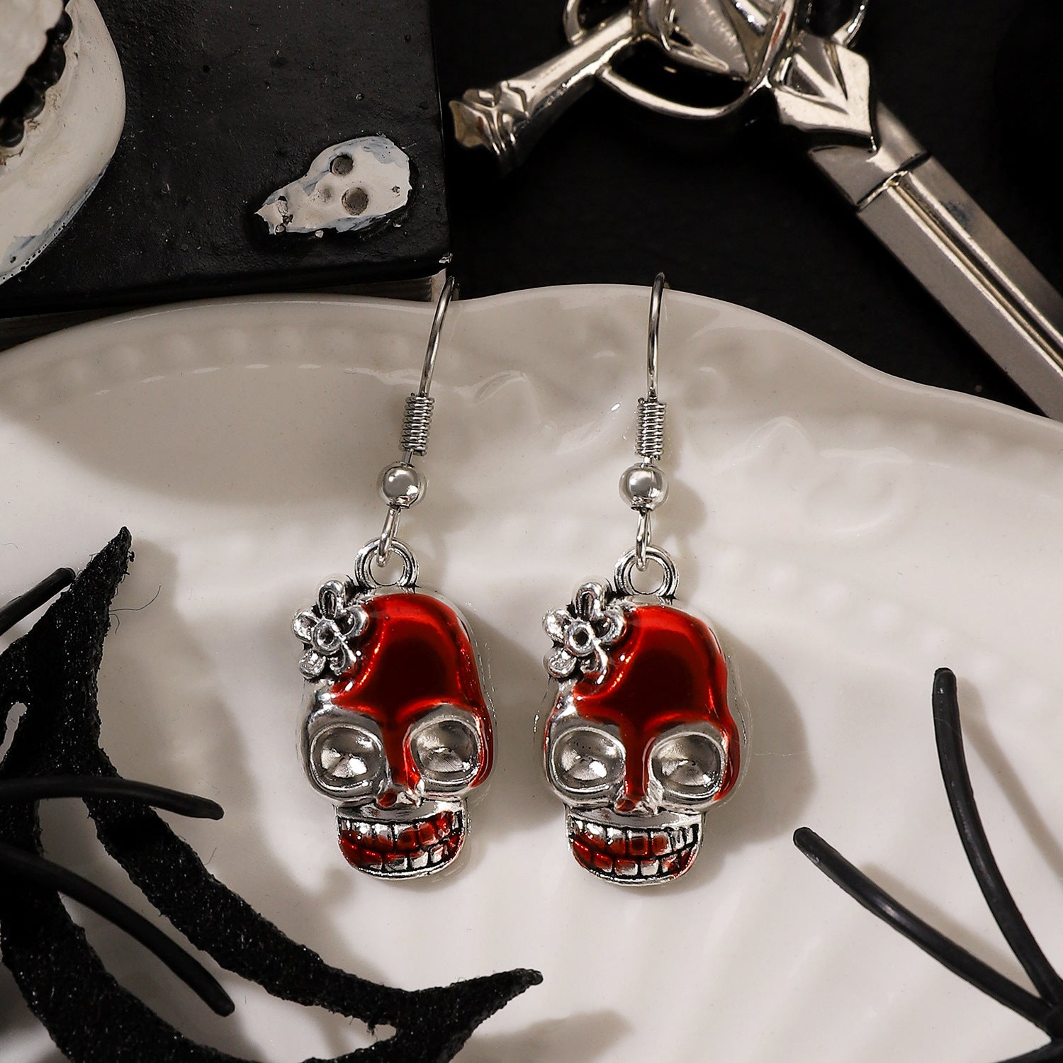 Wholesale Alloy Gothic Earrings  Skull Heart Vintage Silver Finish Jewelry Accessory