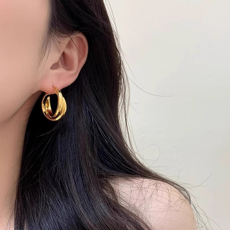 Wholesale Retro  Luxury Golden Glossy  Hoop Earrings