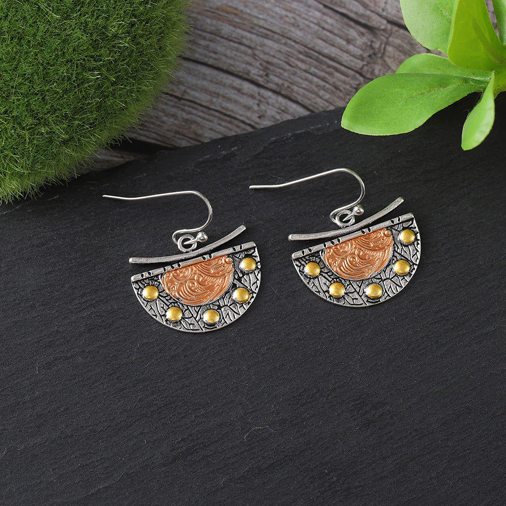 Wholesale  Simple Retro Flower and Leaf Pattern Earrings